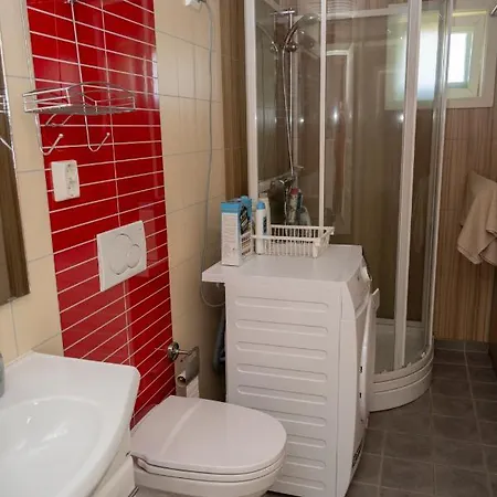 Arctic Panorama House بيت للعطل