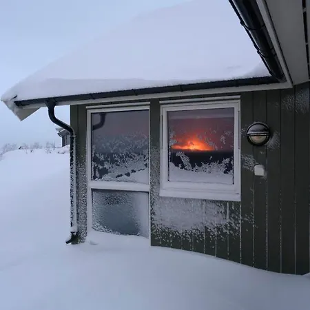 Arctic Panorama House بيت للعطل *