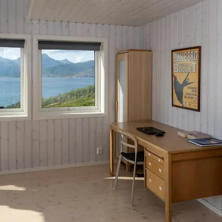 Arctic Panorama House ローディギン